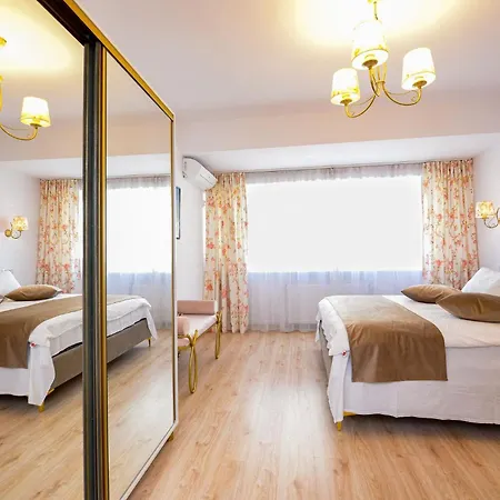 Tres Chic Elegant Retreat On Calea Victoriei Center Daire Bükreş