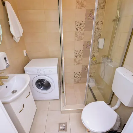 Tres Chic Elegant Retreat On Calea Victoriei Center Bükreş